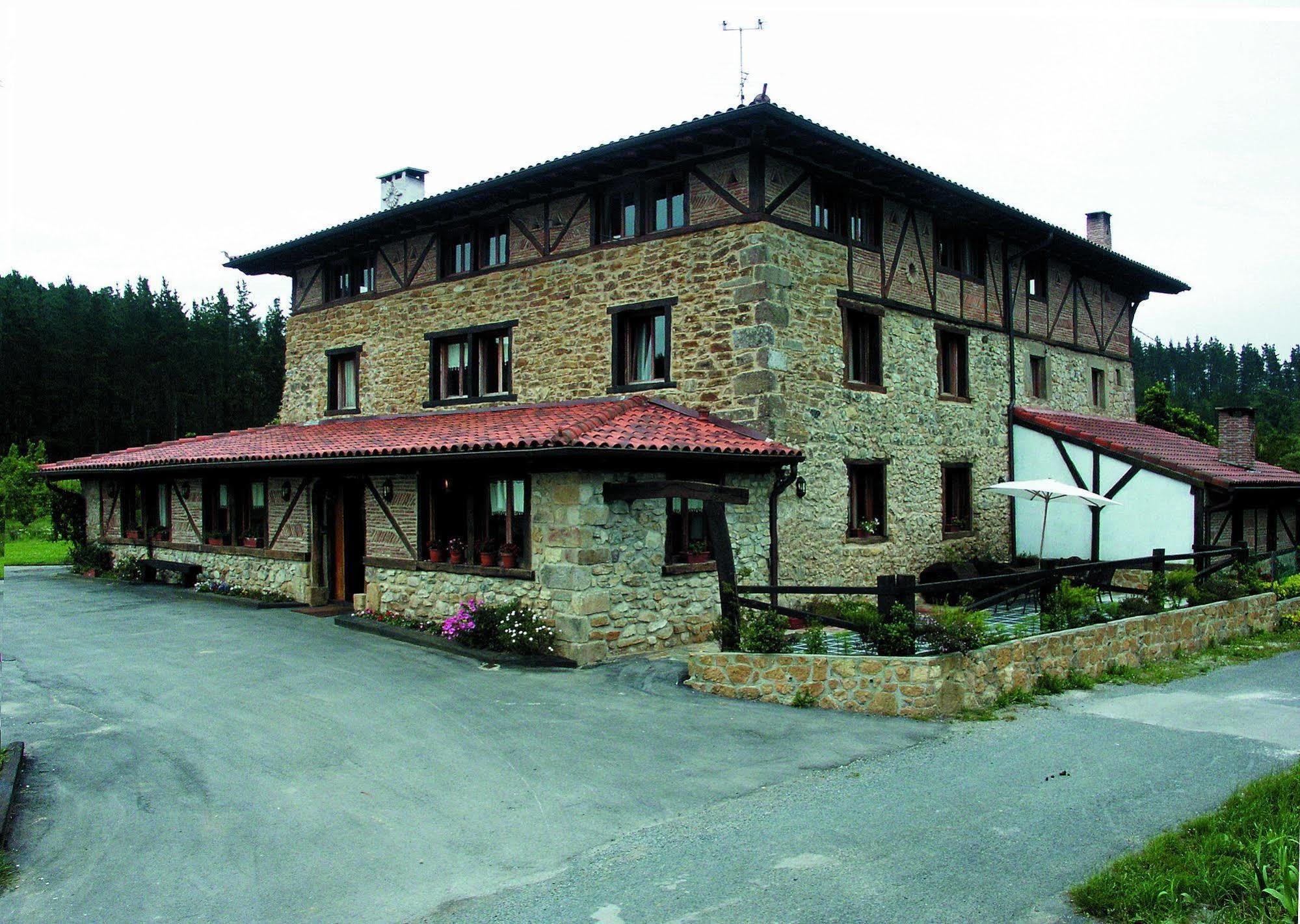Aristieta Guest House Ajangiz Exterior photo